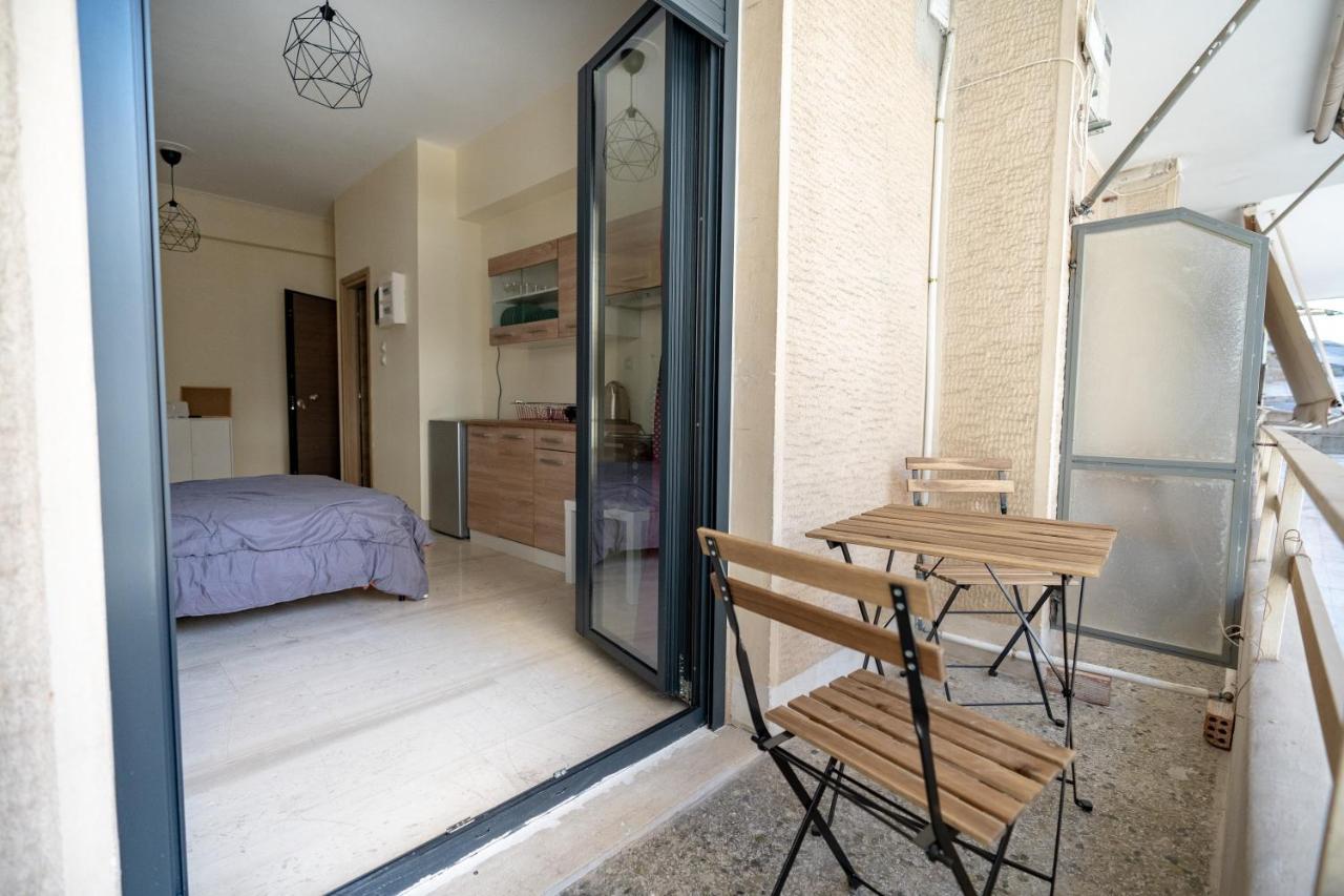 Ag. Ioannis Metro Station 1 Bed 2 Pers Apartament *